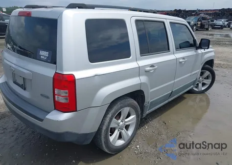 2012 Jeep Patriot Latitude z USA, uszkodzony, nr VIN 1C4NJPFA3CD505569